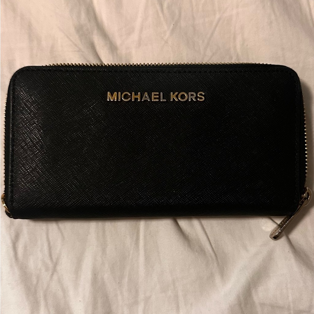 Michael Kors Black Saffiano Leather wallet